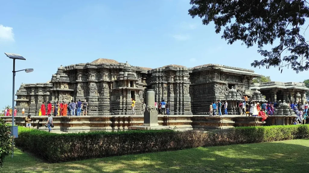 South India Temple Circuit: A Journey Through 2,000 Years of Architecture and Devotion
