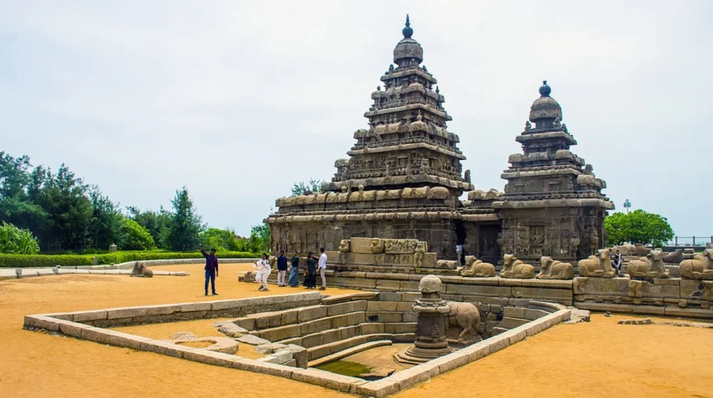 South India Temple Circuit: A Journey Through 2,000 Years of Architecture and Devotion