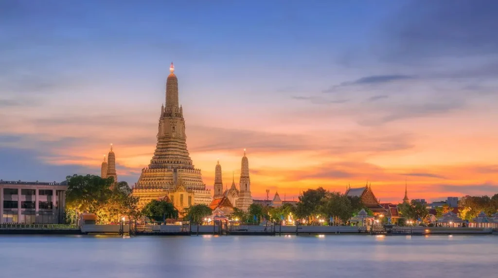 Bangkok travel guide - temples, street food and markets 1 Bangkok Travel Guide - Temples, Street Food and Markets