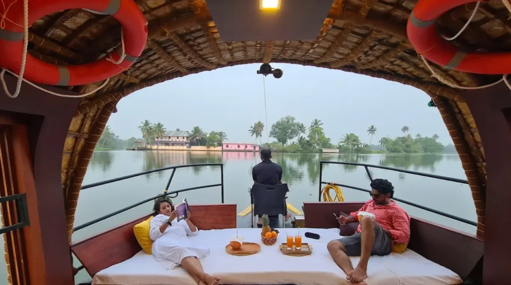 Kerala houseboat cost - what a night on the backwaters actually costs 6 Kerala Houseboat Cost